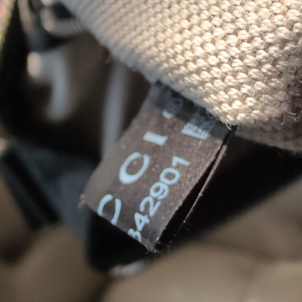 Gucci Black GG Pattern Messenger Bag - Picture 11 of 11